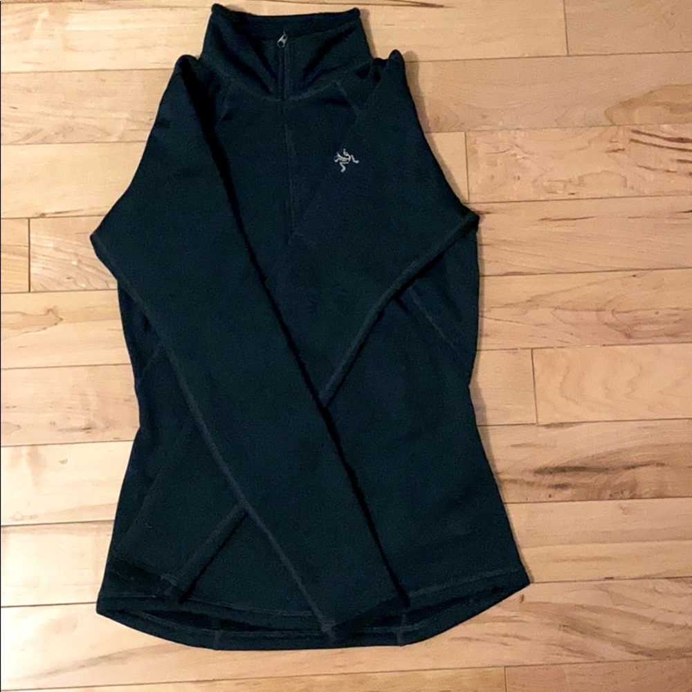 Arc’teryx pull over fleece